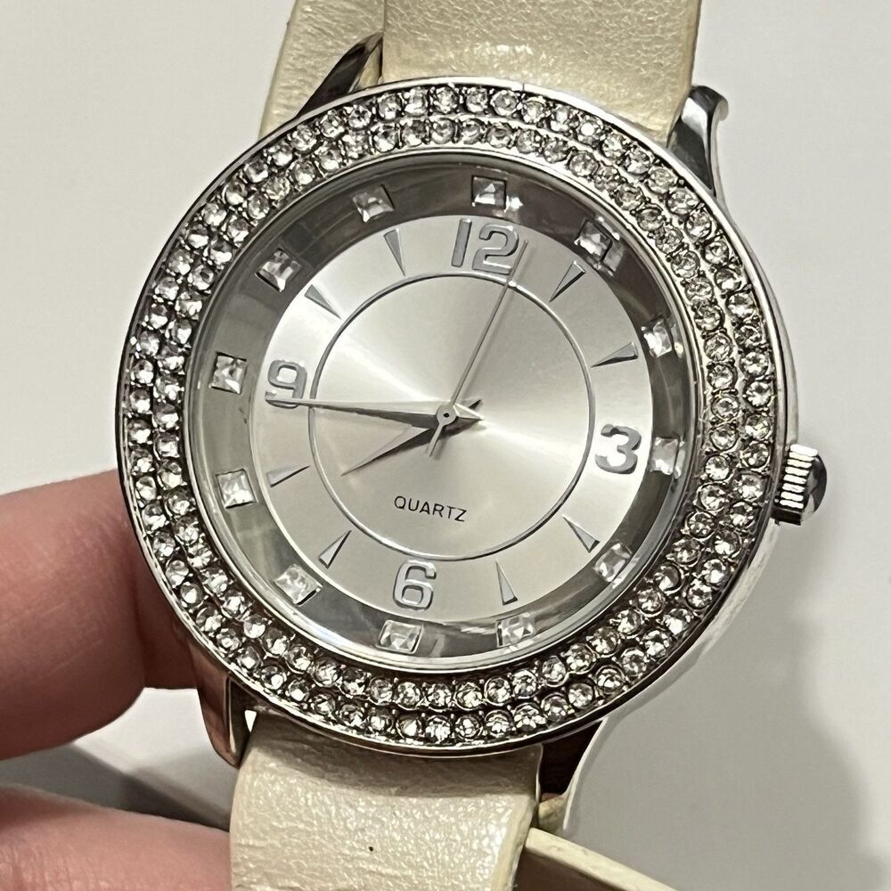 ALDO‎ AL795 Beautiful White Faux Leather Rhinestone Silver Bezel Watch